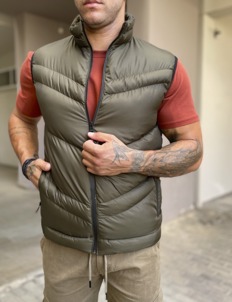 Ανδρικό χακί καπιτονέ αμάνικο μπουφάν 3245 φωτογραφία